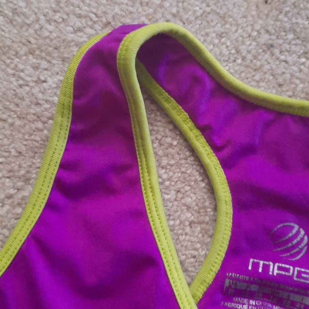 Workout tank - Picture 3 of 5